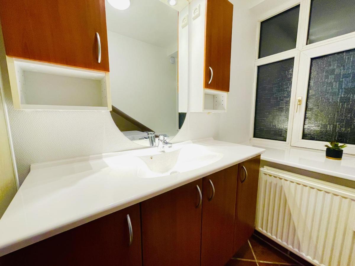Aday - Cozy Central 1 Bedroom Apartment Frederikshavn Eksteriør billede
